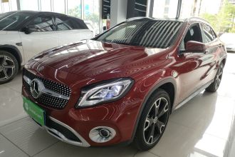 奔驰GLA 2017款 GLA 220 4MATIC 时尚型