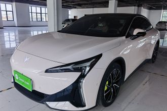 ARCFOX极狐 极狐 阿尔法S5 2024款 708MAX 200kW