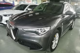 阿尔法·罗密欧 Stelvio斯坦维 2017款 2.0T 200HP 豪华版