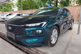 福特 蒙迪欧 2023款 EcoBoost 180 舒雅型