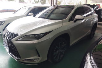 雷克萨斯RX 2020款 改款 300 四驱典雅版