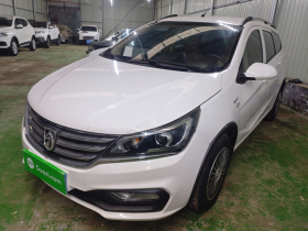 宝骏310W 2017款 1.5L 手动舒适型 国VI