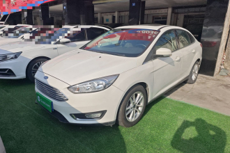 福特 福克斯 2015款 三厢 EcoBoost 180 自动精英型