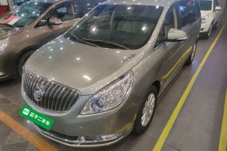 别克GL8 2015款 2.4L 豪华商务尊享版