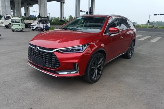 比亚迪 唐新能源 2019款 EV600D 四驱智联创世版