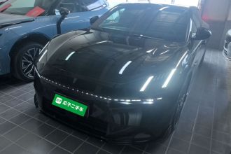 领克10 EM-P 2025款 240四驱Ultra H5