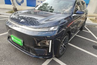 深蓝汽车 深蓝S09 2025款 后驱Ultra+