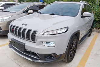 Jeep 自由光 2016款 2.4L 专业智能版