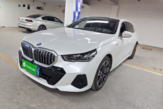 宝马5系 2025款 525Li M运动套装