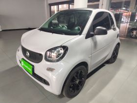 smart fortwo 2015款 1.0L 52千瓦硬顶灵动版