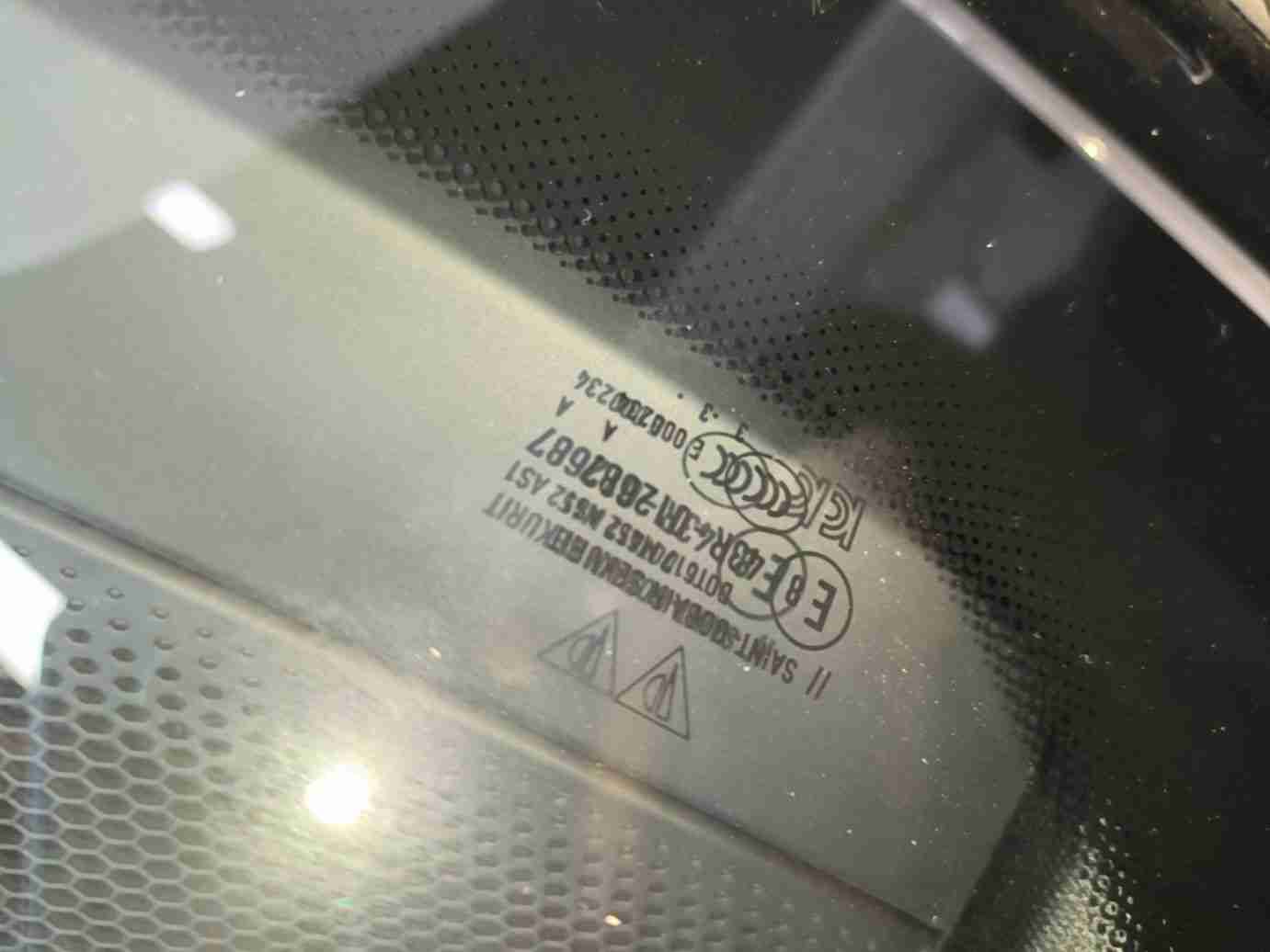 前风挡玻璃更换记录对应实拍