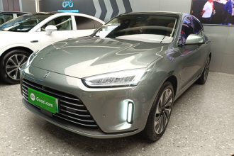 鸿蒙智行 问界M5 2022款 增程后驱标准版