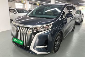 腾势D9 2022款 EV 620 尊贵型