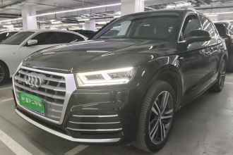 奥迪Q5L 2020款 45 TFSI 尊享运动型