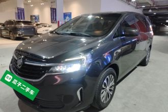 别克GL8 2021款 陆上公务舱 652T 舒适型