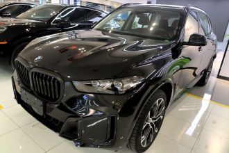 宝马X5 2023款 xDrive 30Li 尊享型M运动曜夜套装