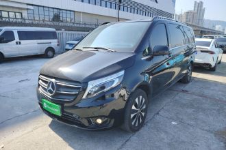 奔驰 威霆 2021款 2.0T 精英版 7座