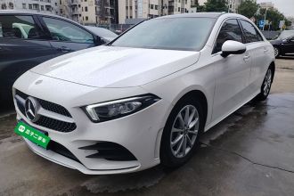 奔驰A级 2019款 A 200 L 运动轿车