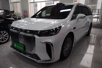 岚图汽车 岚图梦想家 2025款 PHEV 四驱旗舰乾崑版