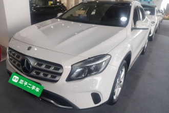 奔驰GLA 2018款 GLA 200 动感型