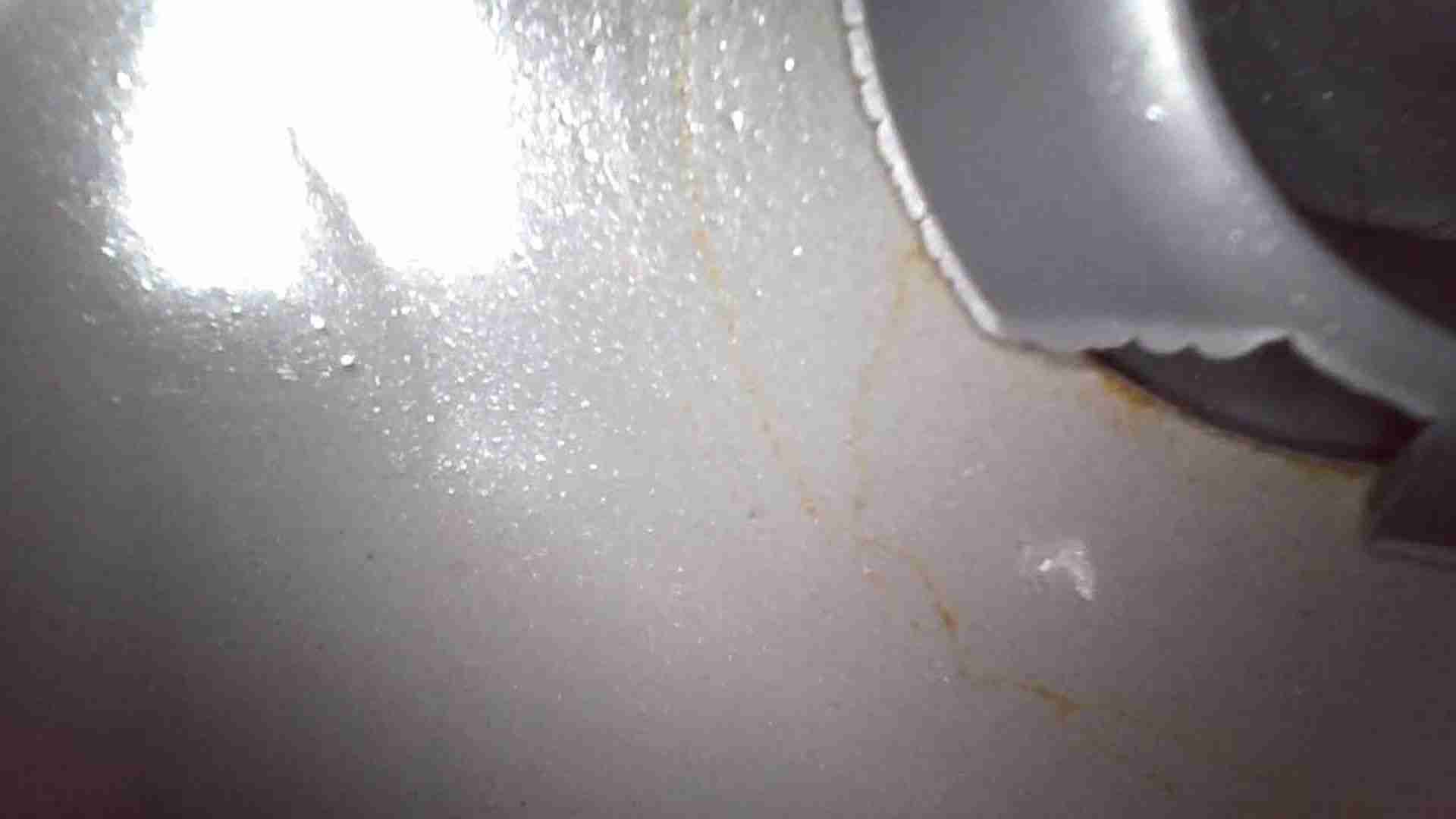 右侧门槛梁内侧局部痕迹实拍