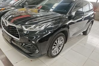 丰田 汉兰达 2023款 2.5L智能电混双擎四驱尊贵版 7座