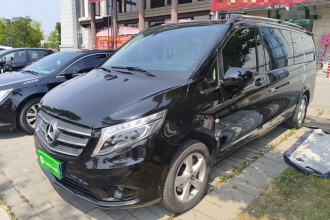 奔驰 威霆 2020款 2.0T 精英版 7座