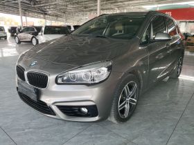 宝马2系旅行车(进口) 2015款 218i 运动设计套装