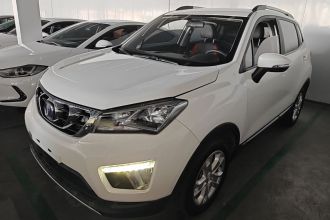 长安CS15 2016款 1.5L 自动豪华版
