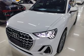 奥迪Q3 2024款 40 TFSI 时尚动感型