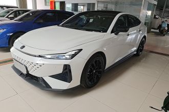 长安UNI-V 2024款 1.5T 尊贵型
