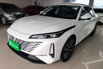 长安 逸动 2025款 蓝鲸 1.5T 500Bar尊贵型