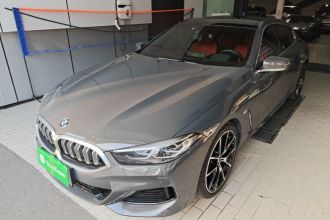 宝马8系 2022款 840i 四门轿跑车 M运动套装