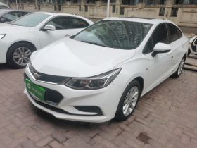 雪佛兰 科鲁兹 2018款 320 自动先锋天窗版