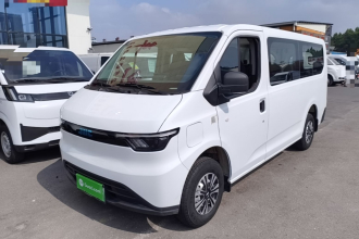 江铃 E福顺 2025款 明窗版 41.86kwh 短轴低顶