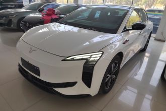 红旗EH7 2024款 690 Pro