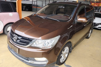 宝骏730 2016款 1.5L 手动舒适型 7座 国V