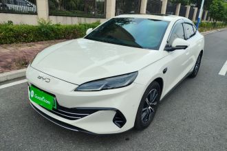 比亚迪 海豹06新能源 2025款 DM-i 智驾版 120KM尊荣型