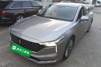 奔腾B70 2023款 第三代 1.5T 自动悦享型70周年纪念版