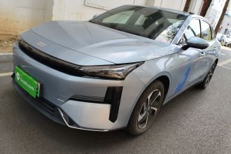 吉利银河 银河L6 2025款 EM-i 140km 星舰版