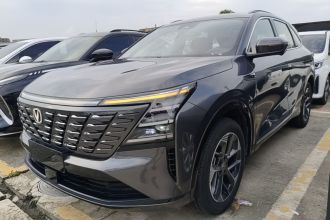 长安CS75 PLUS 2025款 第四代 1.5T 新蓝鲸 智慧尊享型
