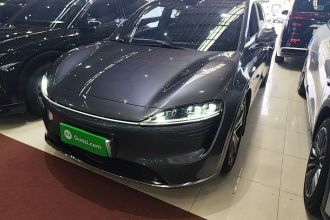 鸿蒙智行 智界R7 2024款 纯电 736km UItra