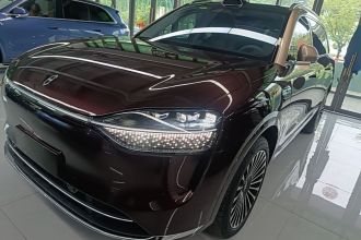 鸿蒙智行 问界M9 2025款 增程 Ultra版 52kWh 6座版 (192线激光雷达）