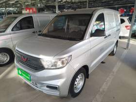 五菱汽车 五菱宏光V 2022款 1.5L劲取版封窗车电动助力LAR