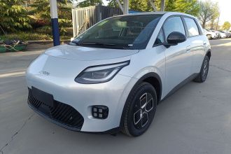 埃安 AION UT 2025款 330星辉版