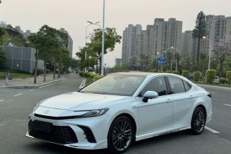 丰田 凯美瑞 2024款 双擎 2.0HXS 运动Plus版