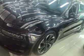极氪001 2021款 长续航双电机 WE版