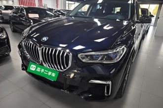 宝马X5 2022款 xDrive 30Li 尊享型M运动套装