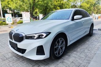 宝马i3 2025款 eDrive 35 L