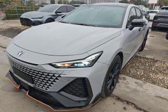 长安UNI-V 2023款 2.0T 领速版